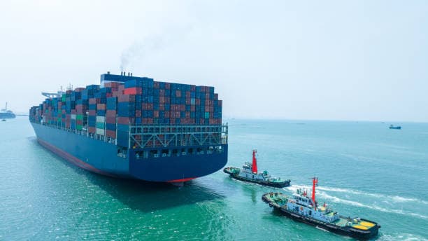 Iran's Weekend Vessel Interceptions Send Shockwaves Through Hormuz Shipping