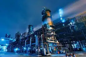 Europe Chemical Watch: reducción del crudo, REACH Omnibus y evaluación semestral de la VCI